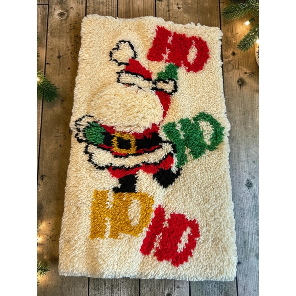 Vintage Kitsch Santa Christmas Ho Ho Ho Latch Hook Rug 17x29 Cream